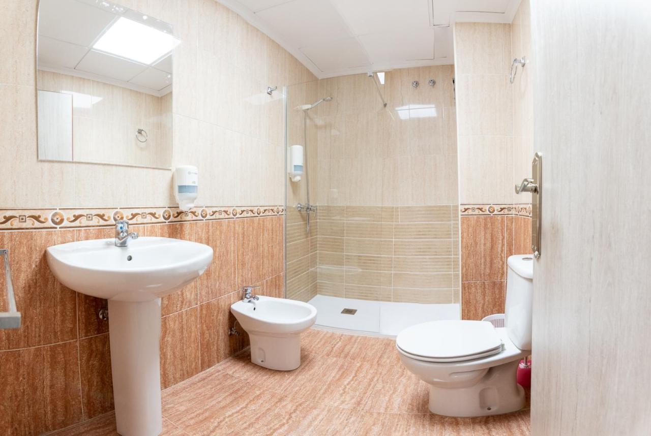 Hostal Vinuela San Pedro de Merida Εξωτερικό φωτογραφία