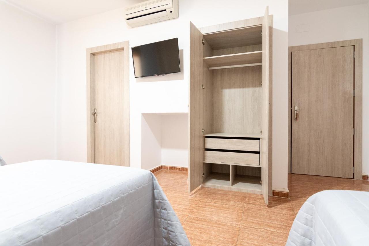 Hostal Vinuela San Pedro de Merida Εξωτερικό φωτογραφία