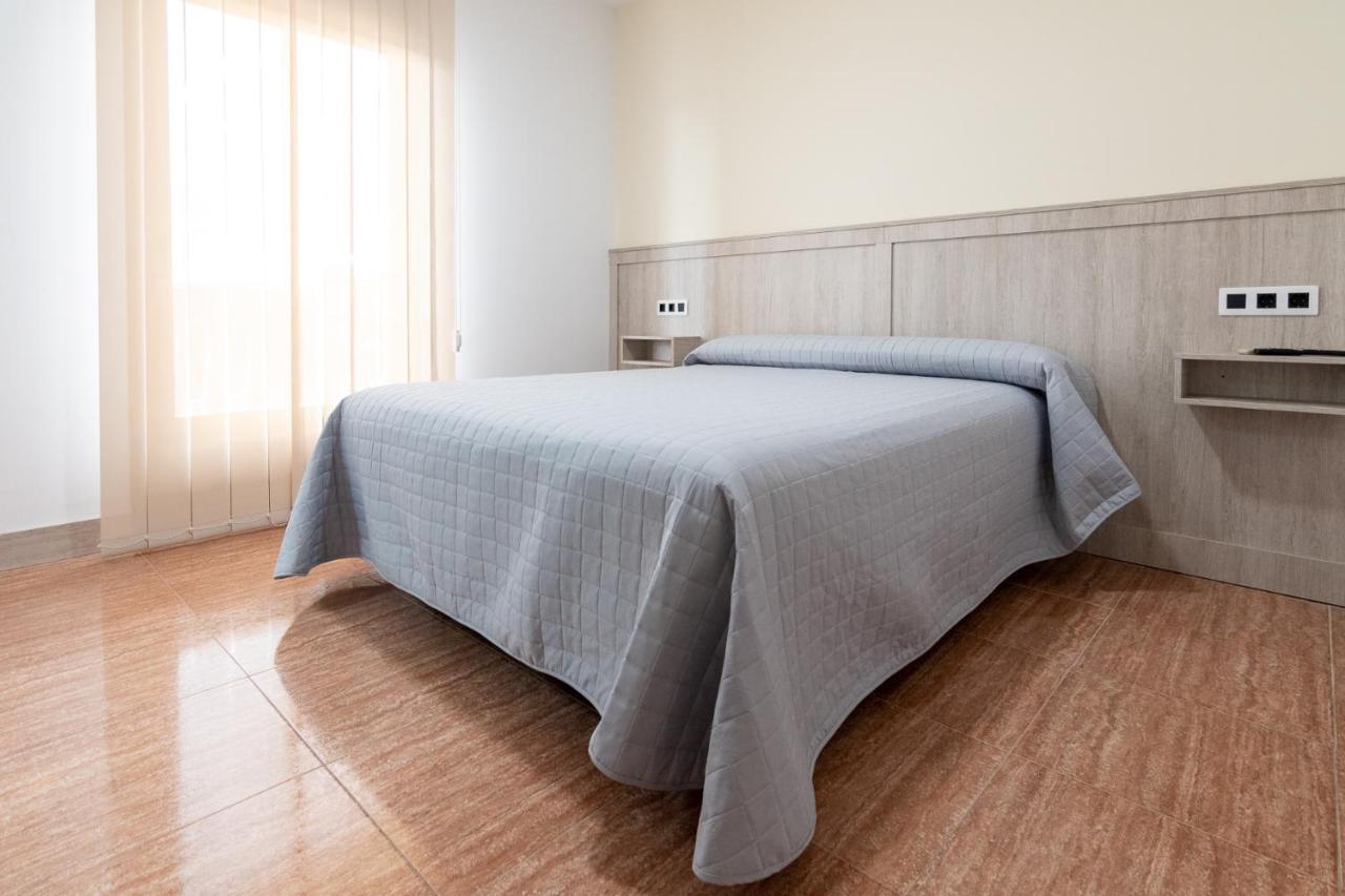 Hostal Vinuela San Pedro de Merida Εξωτερικό φωτογραφία